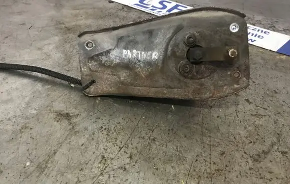 Citroen Berlingo Front wiper linkage and motor 964421078002