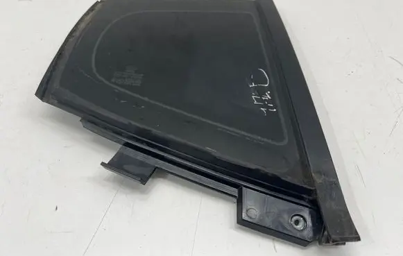 KIA Stinger Rear vent window glass 83583J5000