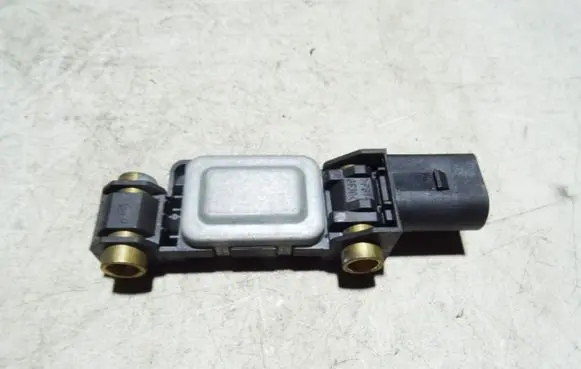 Audi A4 S4 B6 8E 8H Airbag deployment crash/impact sensor 8E0959643A