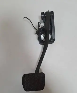 Mercedes-Benz GLA W156 X156 Brake pedal A2462920207