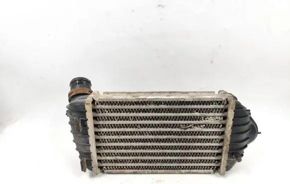 Volkswagen Polo III 6N 6N2 6NF Intercooler radiator 6E0145805B 862374X IA1174