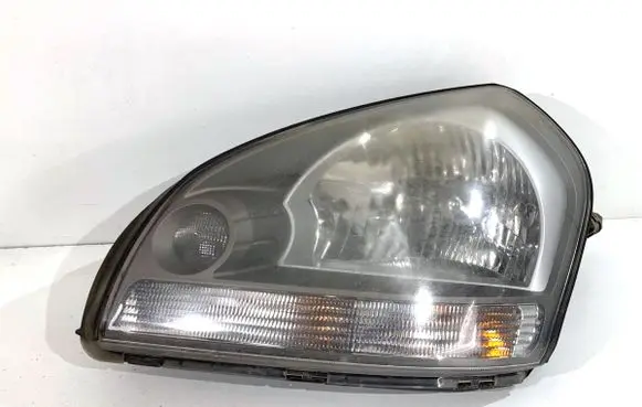 Hyundai Tucson JM Headlight/headlamp 