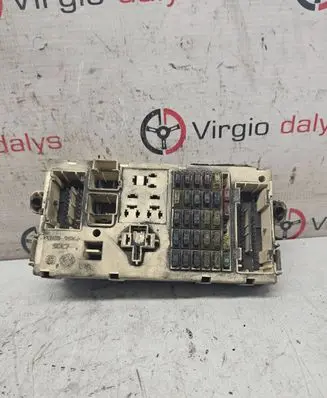 Fiat Stilo Fuse module 46797610 2MMC28J2C 501208520090