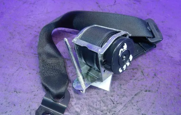 Opel Meriva A Front seatbelt