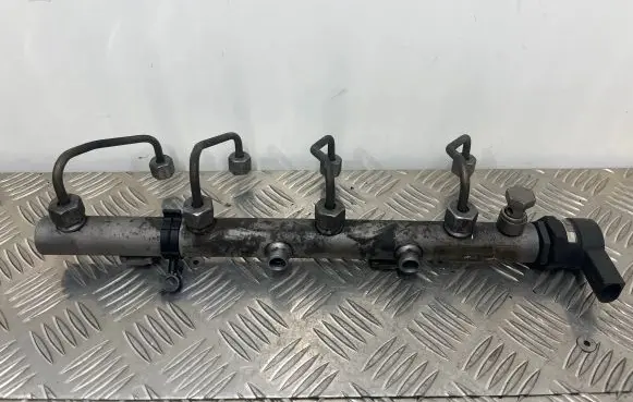 Fuel main line pipe