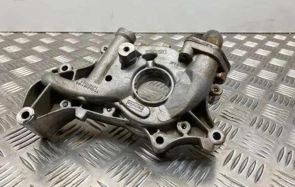 Lincoln MKZ II Oil pump 7T4E6621BA