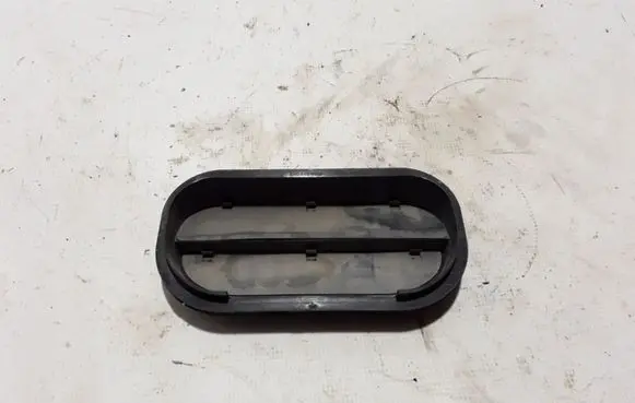 Audi A6 S6 C8 4K Fender grill 6R0819465B
