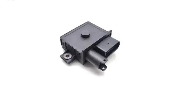 BMW 1 E81 E87 Glow plug pre-heat relay 79800003