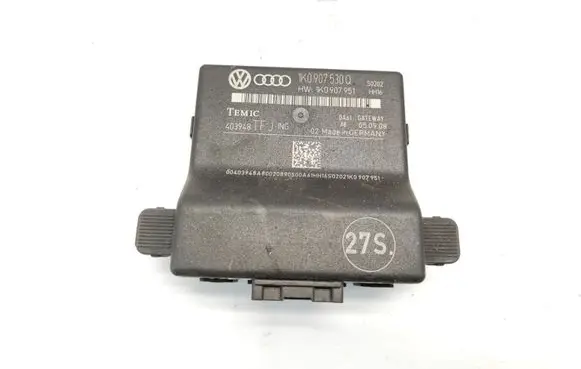 Volkswagen Golf V Door control unit/module 1K0907530Q 1K0907951