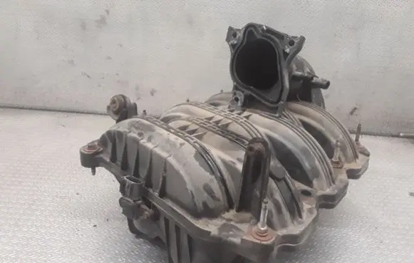Jeep Grand Cherokee (WK) Intake manifold 53032795AA