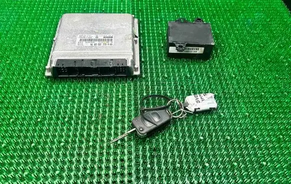 Mercedes-Benz Sprinter W901 W902 W903 W904 Engine control unit/module A6111535979 0335456032