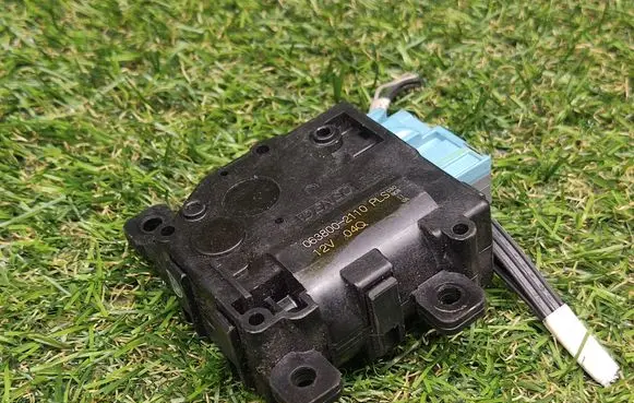 Lexus GS 250 350 300H 450H Air flap motor/actuator 0638002110