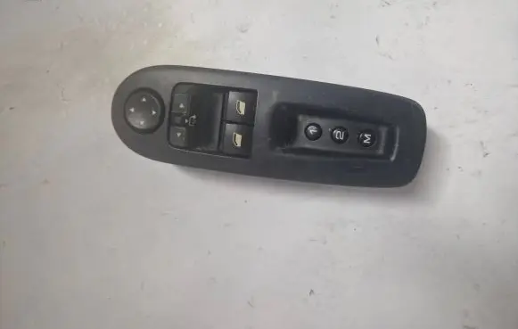 Peugeot 407 Electric window control switch 96588276XT