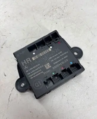 Mercedes-Benz C W204 Door control unit/module A2048702526 A2048200626 A2044421832