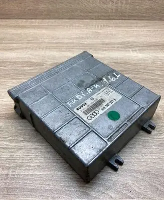 Audi A4 S4 B5 8D Engine control unit/module ECU 8D0907557B 0261203554