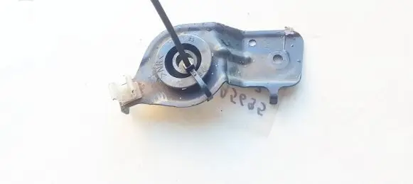 Nissan Primera Radiator mount bracket