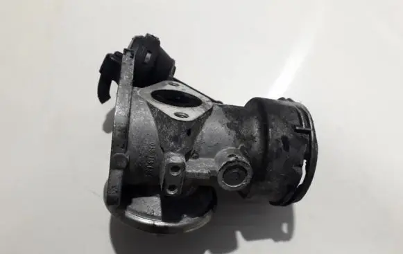 Audi A3 S3 8L Throttle valve 038131501ab 108510027