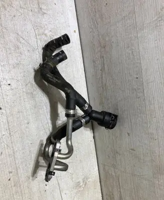 Opel Crossland X Engine coolant pipe/hose 30559504