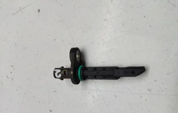 Mercedes-Benz E W213 ABS brake wheel speed sensor A2139052103