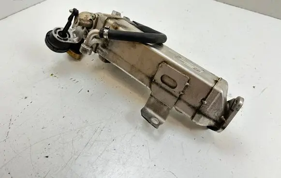 BMW 3 E90 E91 EGR valve cooler 781075106
