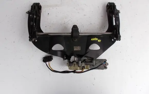 BMW 7 F01 F02 F03 F04 Headlight/headlamp mounting bracket 