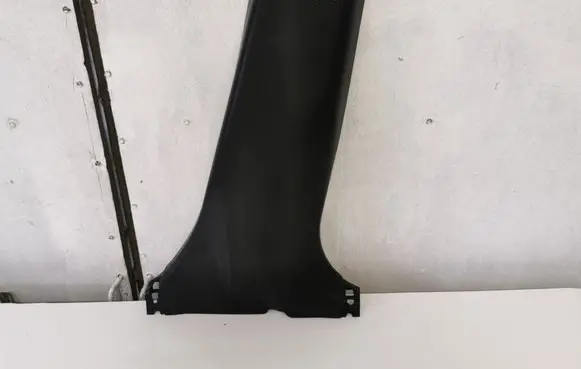 Nissan Leaf II (ZE1) (B) pillar trim (bottom) 769153NL0A