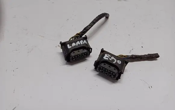 BMW 3 E90 E91 Headlight/headlamp wiring loom/harness 6925638