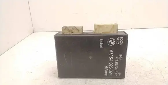 BMW 7 E38 Suspension control unit/module 37151095094 412215081002