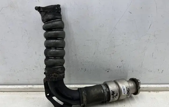 Ford Focus Turbo air intake inlet pipe/hose T3DB