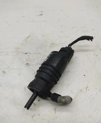 BMW 5 F10 F11 Windscreen/windshield washer pump 693416001