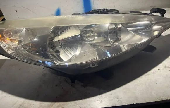 Peugeot Expert Headlight/headlamp 89045700