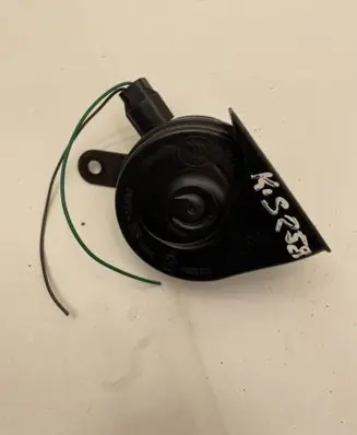 KIA Sorento Horn signal e30055806