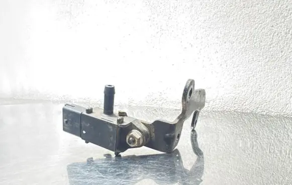 Opel Insignia A Vacuum valve 55566127