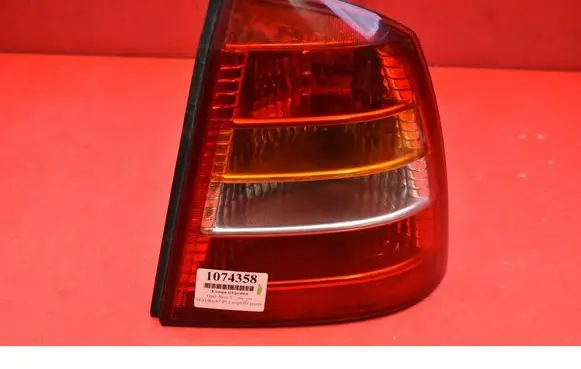Opel Astra G Rear/tail lights 62225