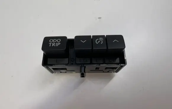 Lexus IS III XE30 Other switches/knobs/shifts 15D052