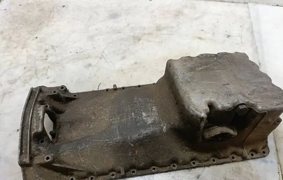 Mercedes-Benz 190 W201 Oil sump R1020142302