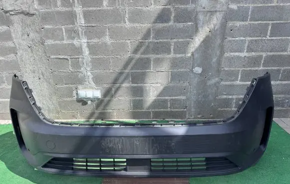Volkswagen Transporter - Caravelle T7 Front bumper 