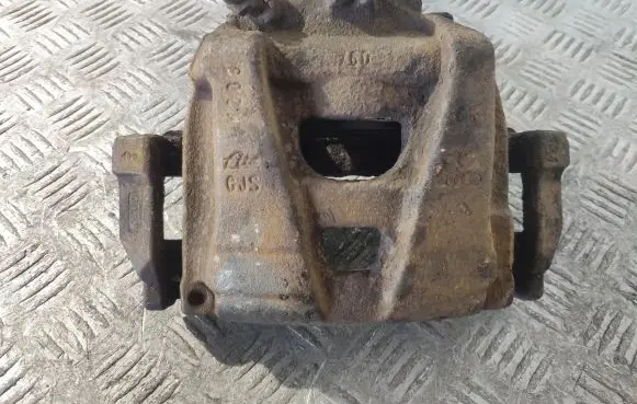 Volkswagen Tiguan Front brake caliper