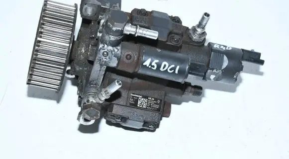 Renault Megane III Fuel injection high pressure pump 167000938R