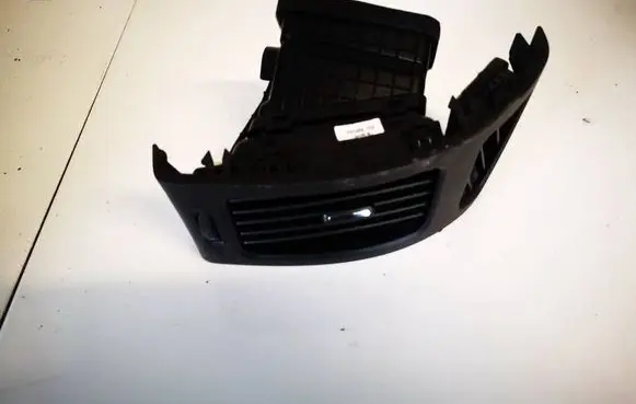 Hyundai i30 Dashboard side air vent grill/cover trim u07a06