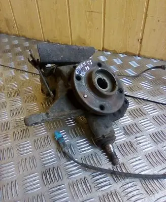 Citroen C5 Front wheel bearing hub 