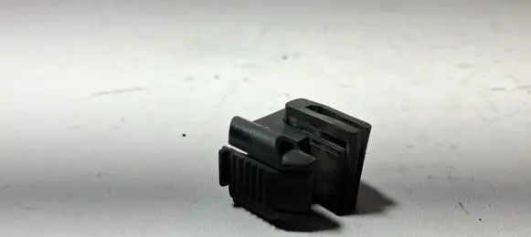 Mercedes-Benz SLK R170 Radiator mount bracket A2105040146