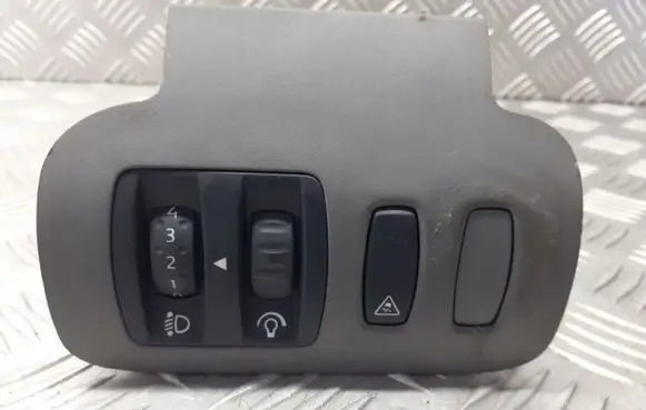 Renault Scenic II - Grand scenic II Headlight level height control switch 8200140985