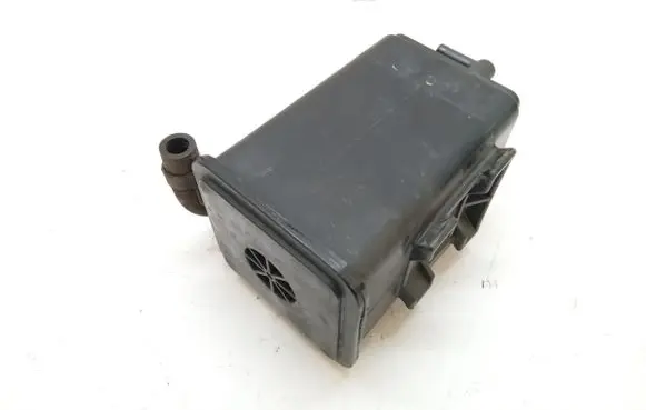 Mitsubishi Outlander Active carbon filter fuel vapour canister 