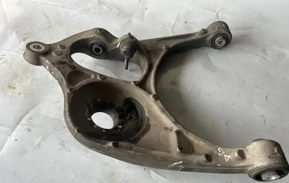 Dodge Durango III Rear upper control arm/wishbone 52124814AD