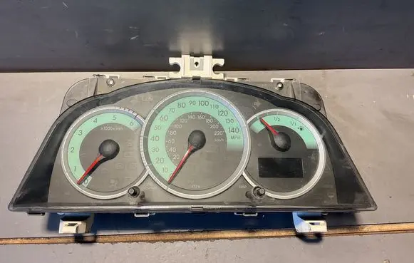 Toyota Corolla Verso E121 Speedometer (instrument cluster) 838000F050L MB2574203679