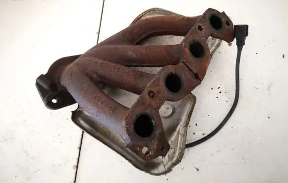 Renault Clio III Exhaust manifold H323457 296841