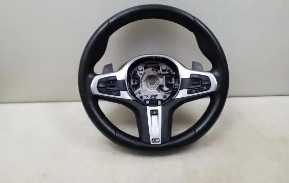 BMW 5 G30 G31 Steering wheel 7857778