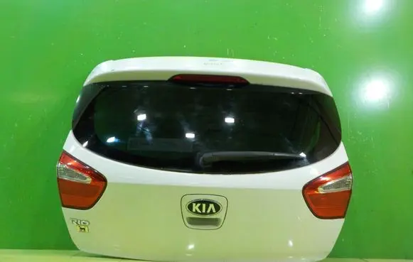 KIA Rio Tailgate/trunk/boot lid XP72
