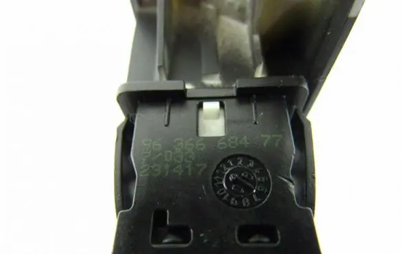 Peugeot 207 CC Other switches/knobs/shifts 9636668477